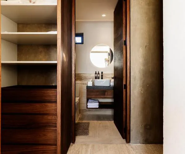 Private Hot Tub - Ocean View - Gym - Free Parking Apartamento