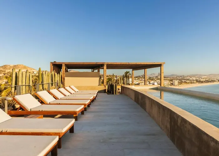 Private Hot Tub - Ocean View - Gym - Free Parking Apartment *